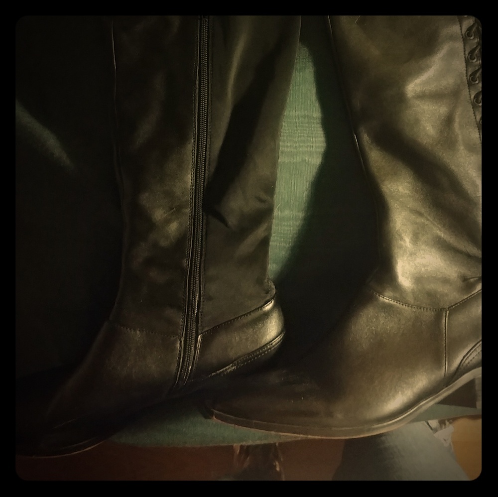 BCBGMAXAZRIA thigh high black boots size 40